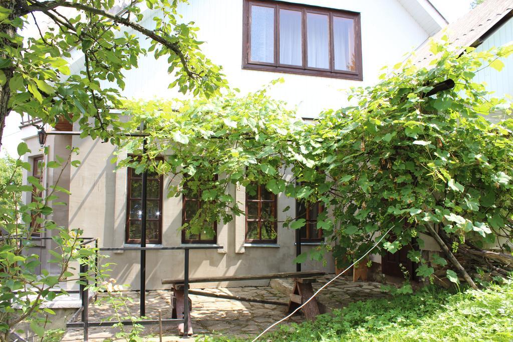 Hotel Goryanka à Yaremtche Extérieur photo