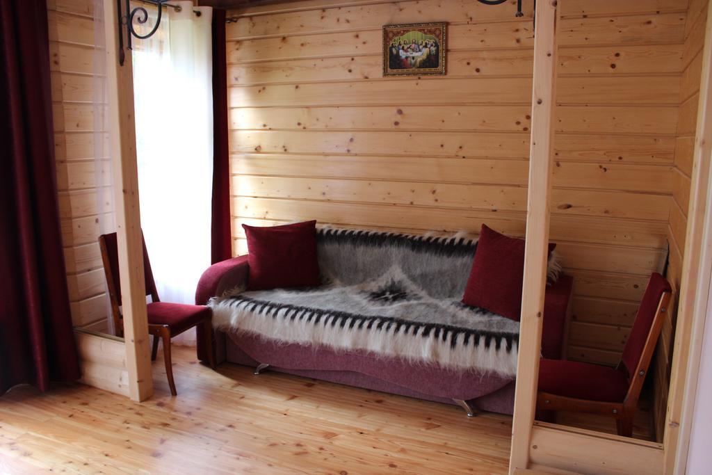 Hotel Goryanka à Yaremtche Extérieur photo